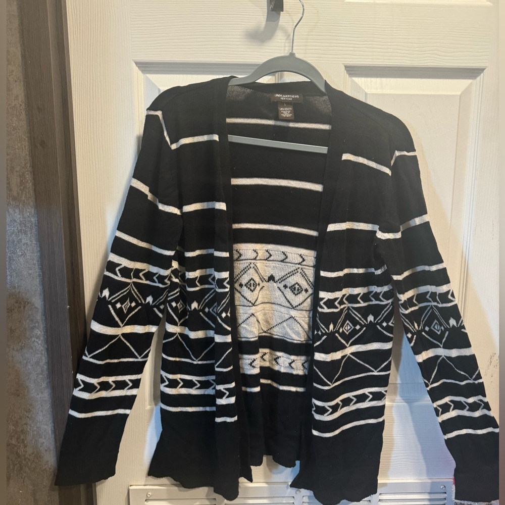 Linda Matthews Women's Open Knit Cardigan Size L